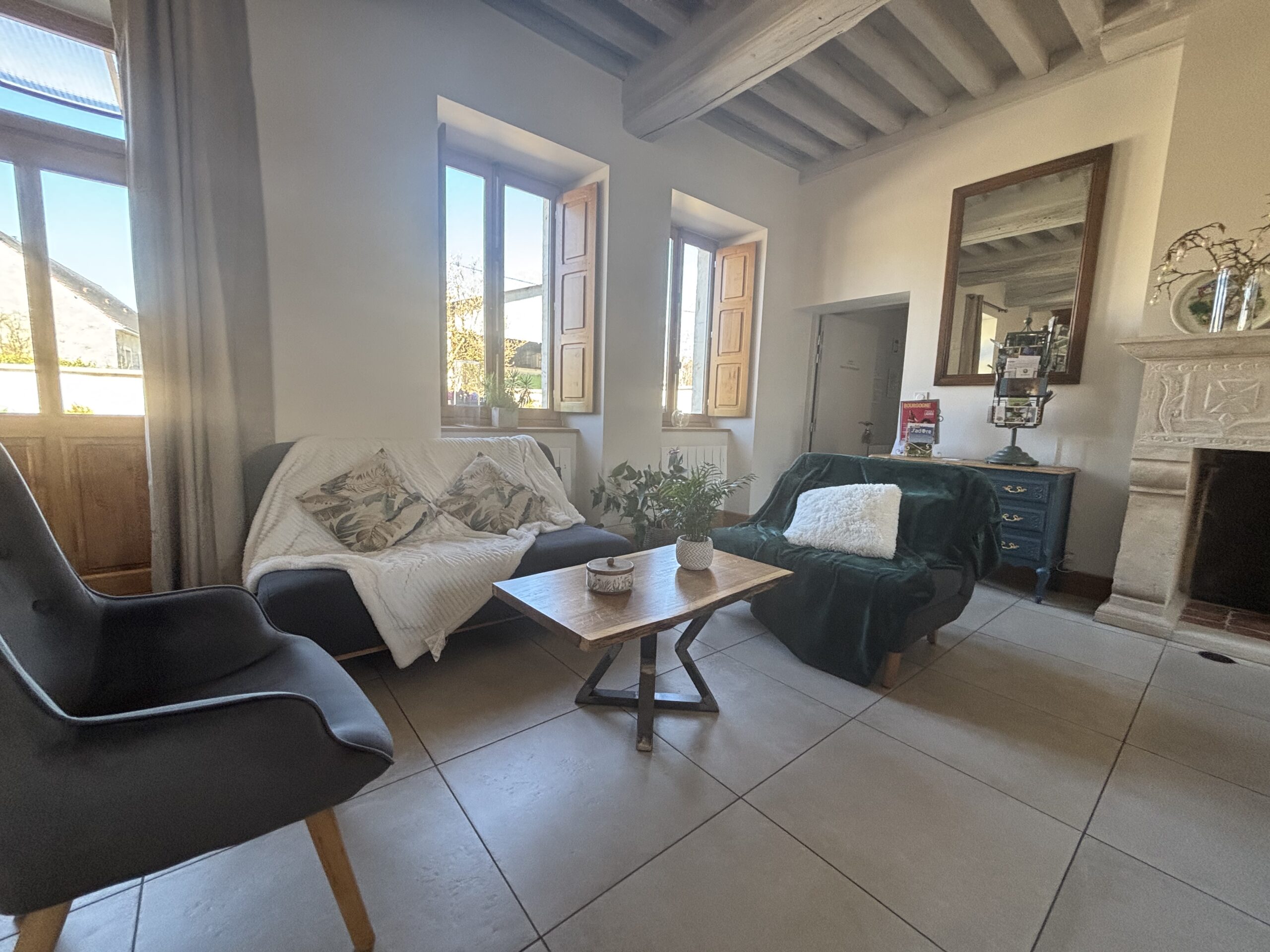 IMG_2860 Parties communes cuisine Mesnil Montrivaut